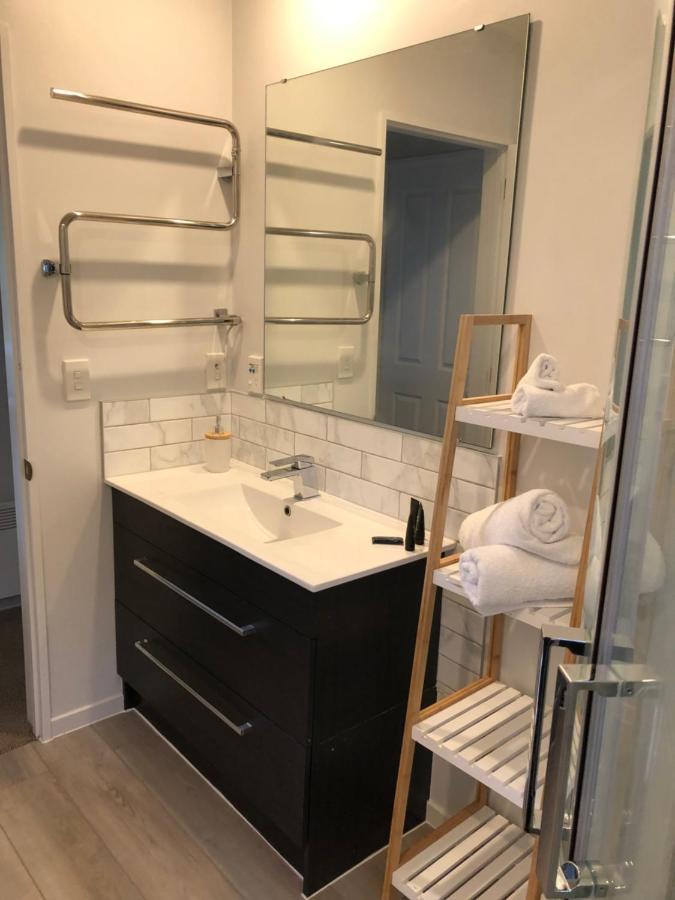 Cherrywood Cottage Akaroa Ngoại thất bức ảnh